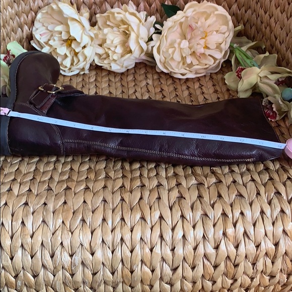 Leather boots - Picture 6 of 7